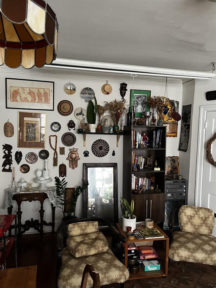New Listing (University City)