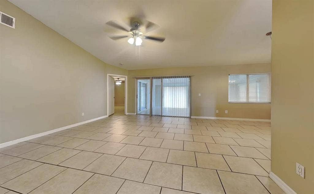 Cozy three bedroom for rent-Brandon