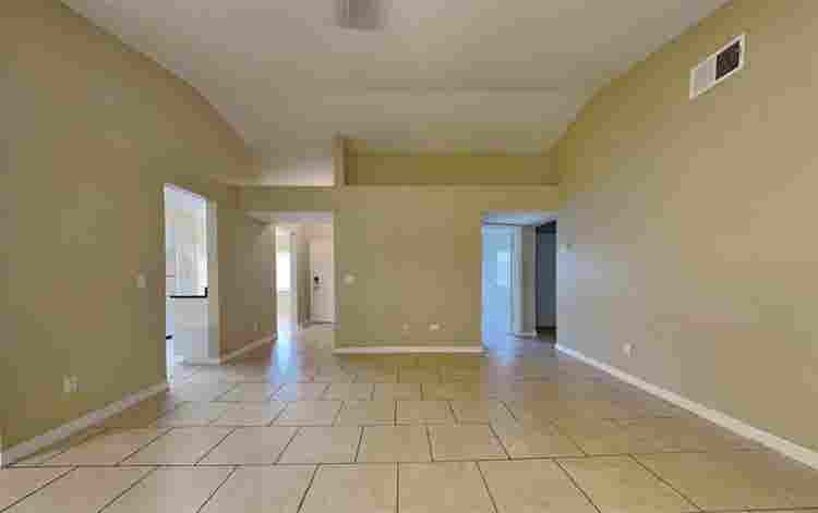 Cozy three bedroom for rent-Brandon
