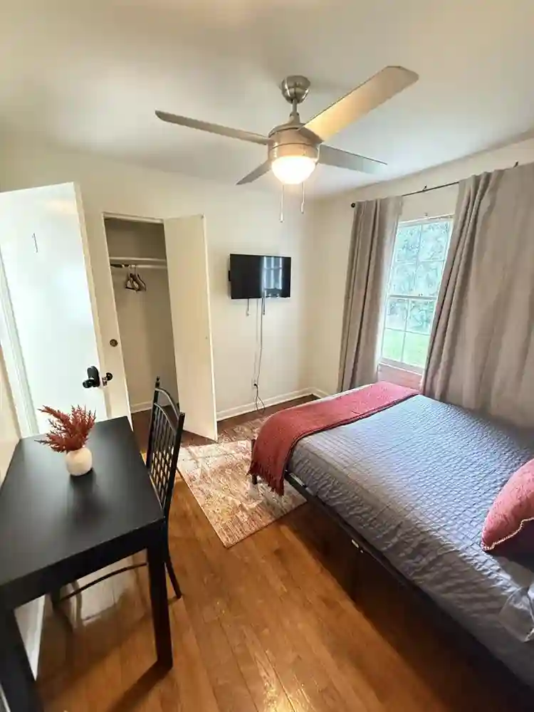 Full Home w/ Gas & Furniture!