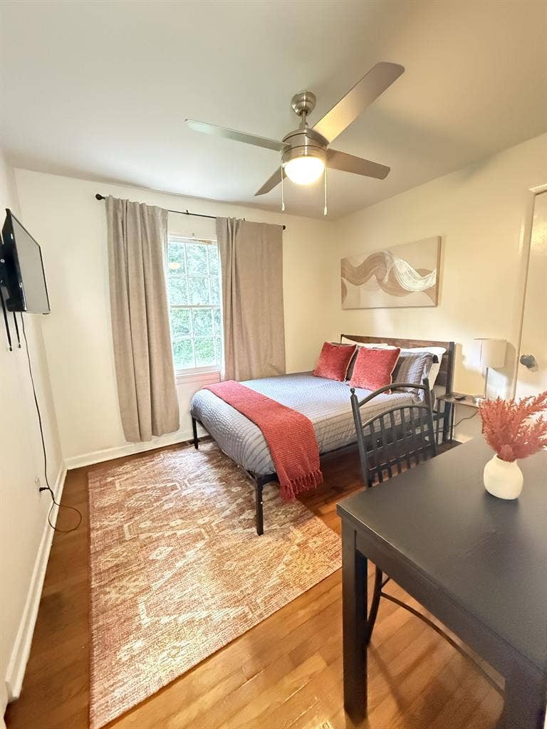 Full Home w/ Gas & Furniture!