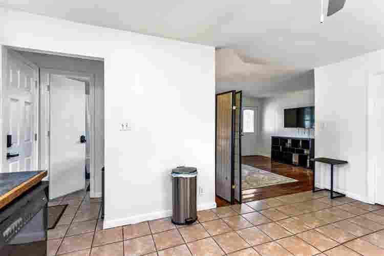Full Home w/ Gas & Furniture!