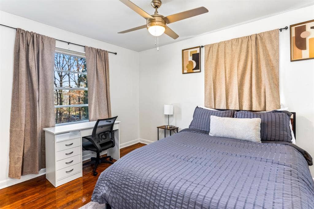 Full Home w/ Gas & Furniture!