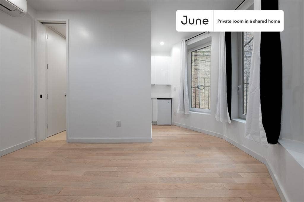 4 BR in New York City