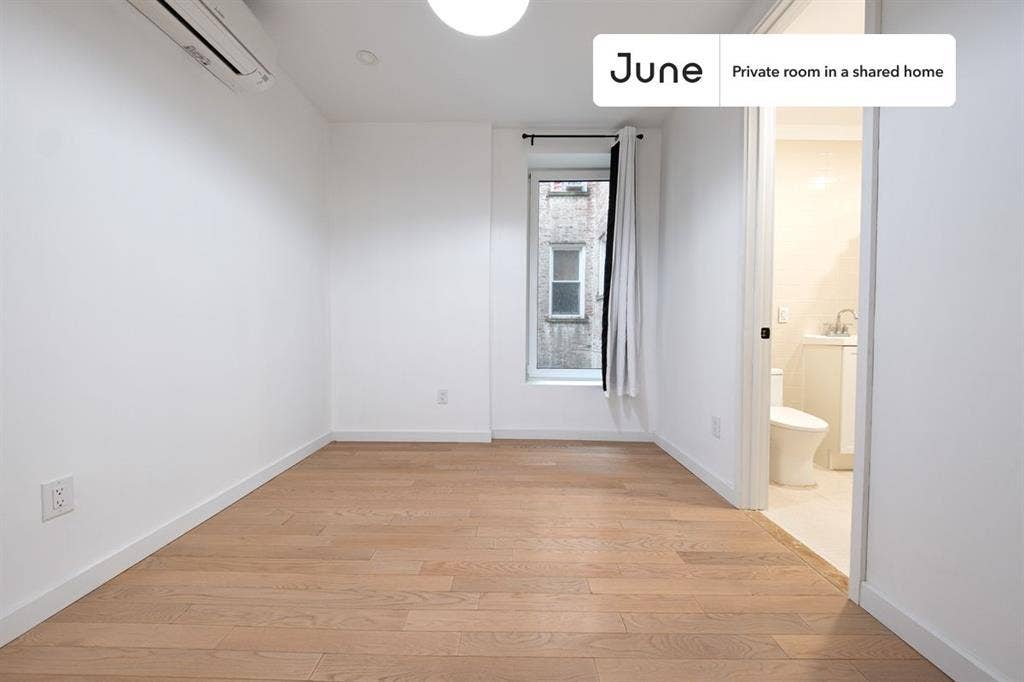 4 BR in New York City