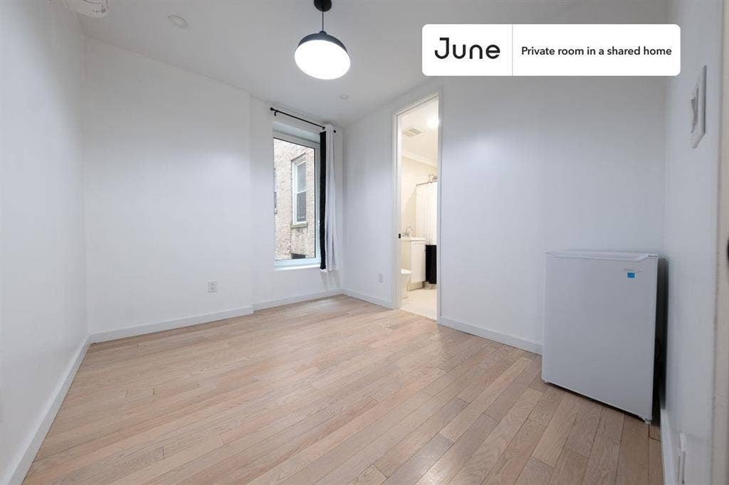 4 BR in New York City