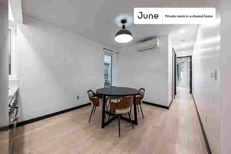 4 BR in New York City