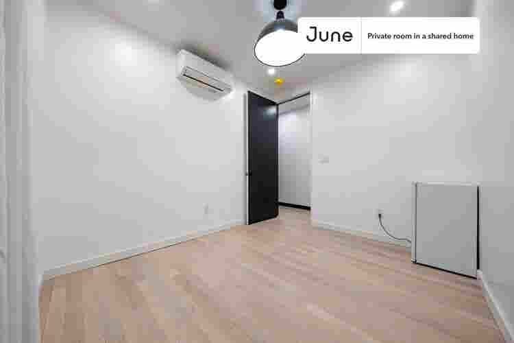 4 BR in New York City