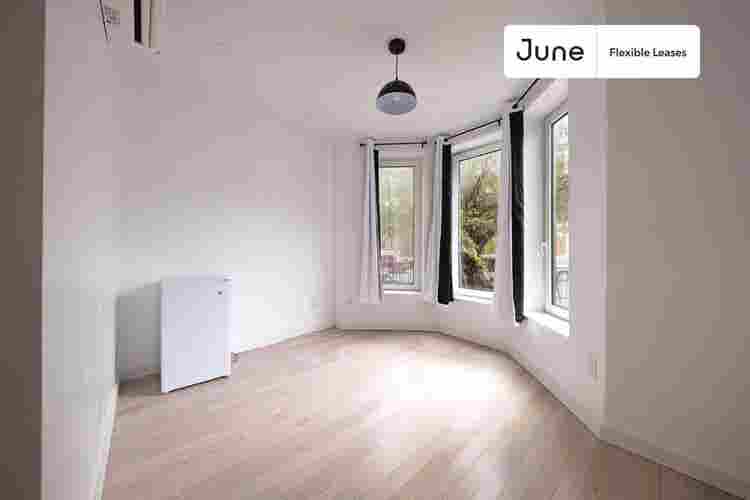 4 BR in New York City