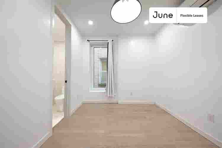 4 BR in New York City