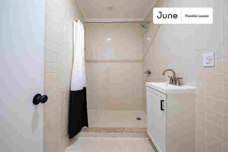 4 BR in New York City
