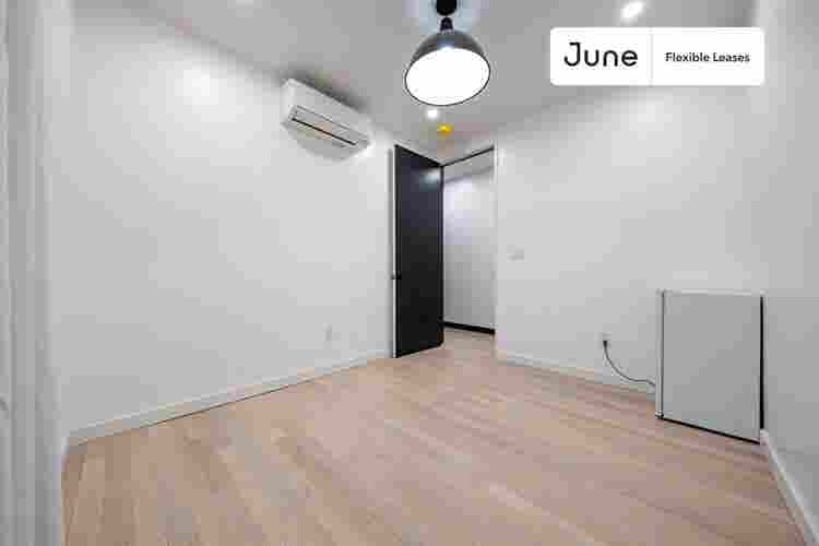 4 BR in New York City