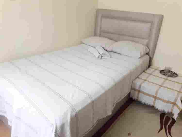 Muratpaşa'da kiralık eşyalı oda.