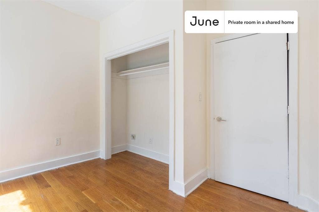 2 BR in New York City