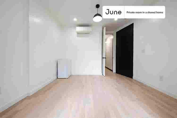 4 BR in New York City