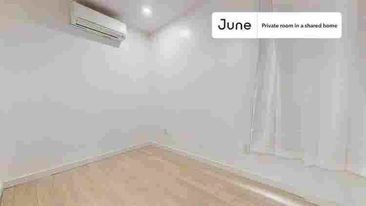 4 BR in New York City