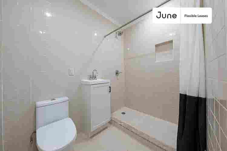 4 BR in New York City