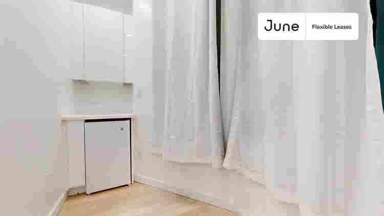 4 BR in New York City