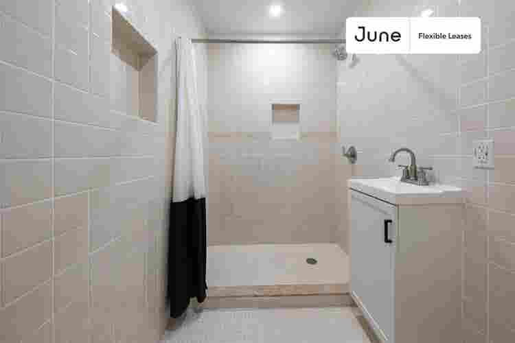 4 BR in New York City