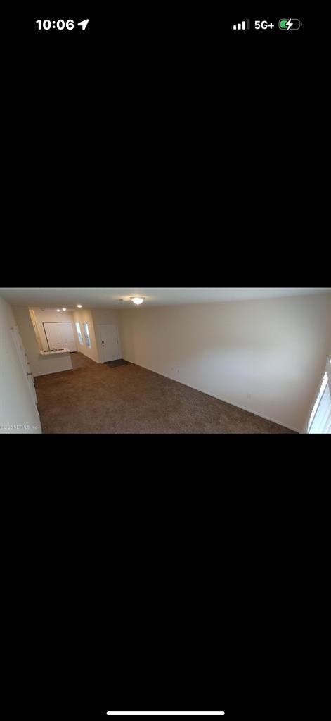 2 bedroom in Baymeadows area
