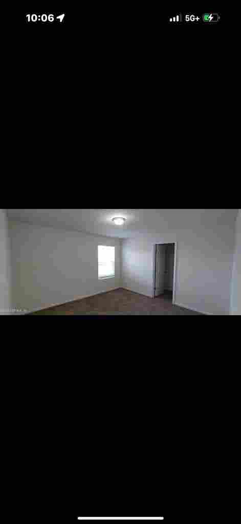 2 bedroom in  Baymeadows area