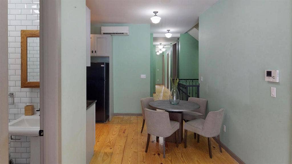 1 BR in New York