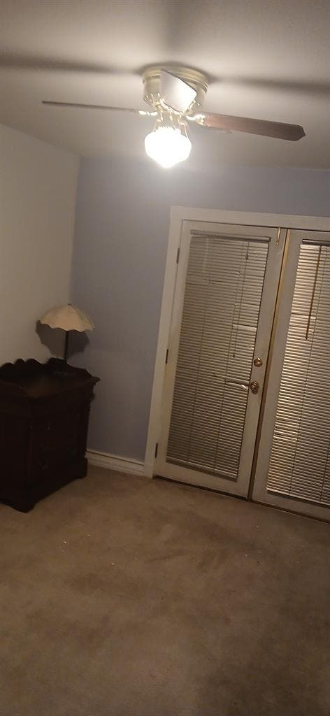 Upstairs middle room