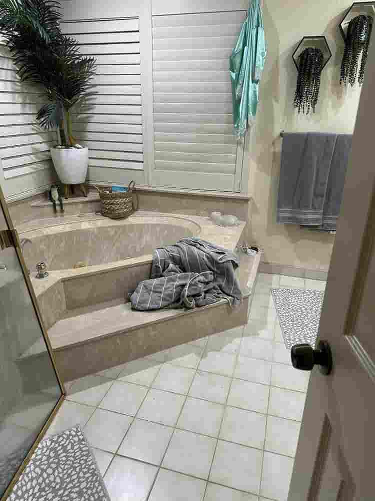 Private studio & kitchenette