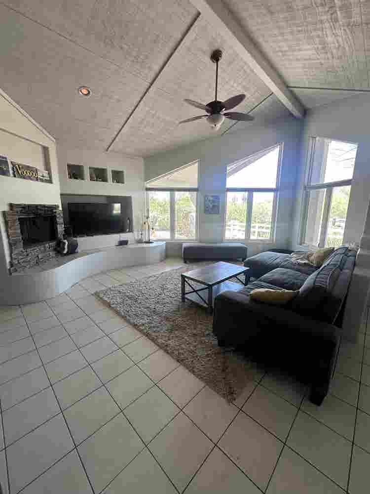 Room for rent in north Scottsdale