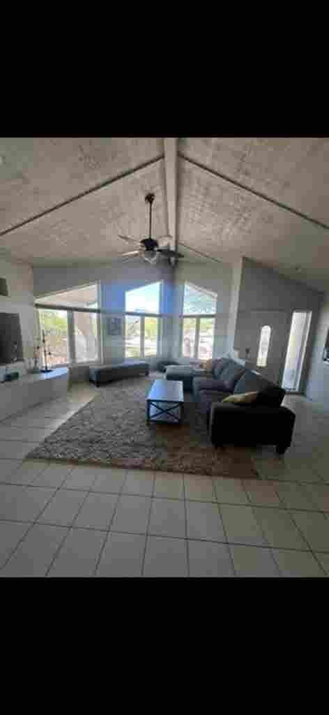 Room for rent in north Scottsdale