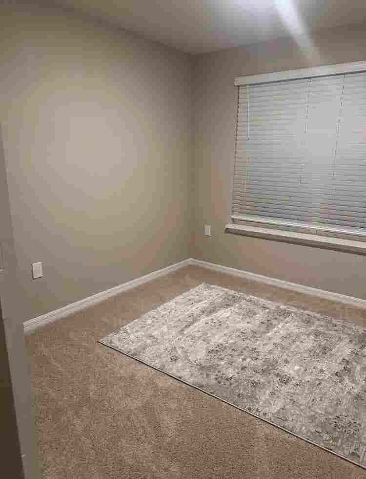 Room for rent for woman only