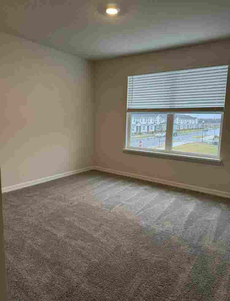 Room for rent for woman only