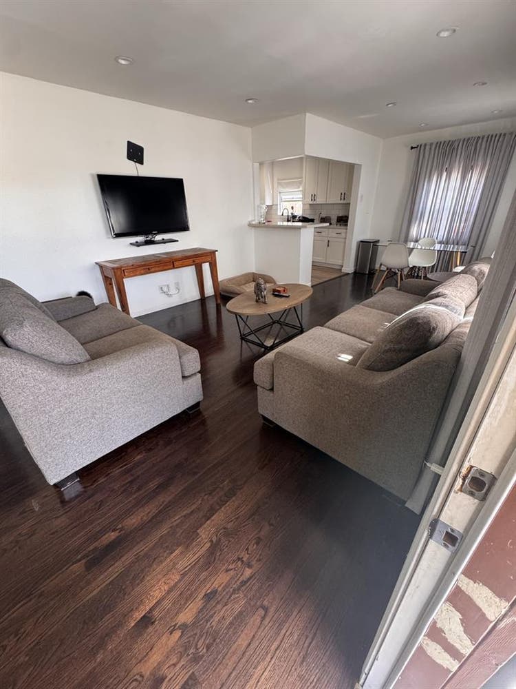 Room for rent, Gardena ca