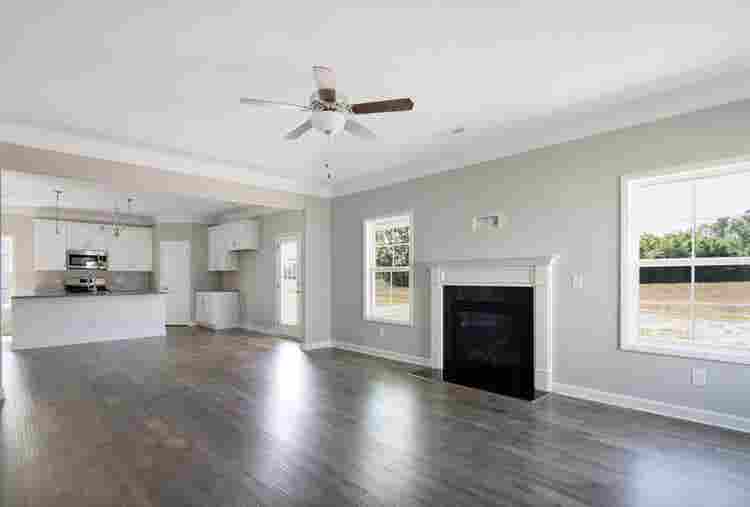 5 BR in Clayton