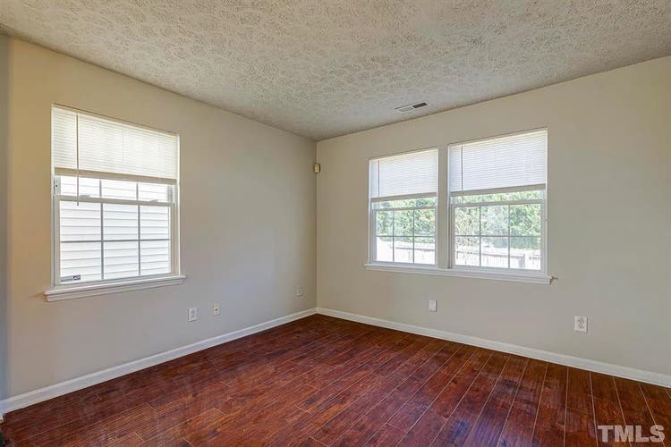 3 BR in Durham