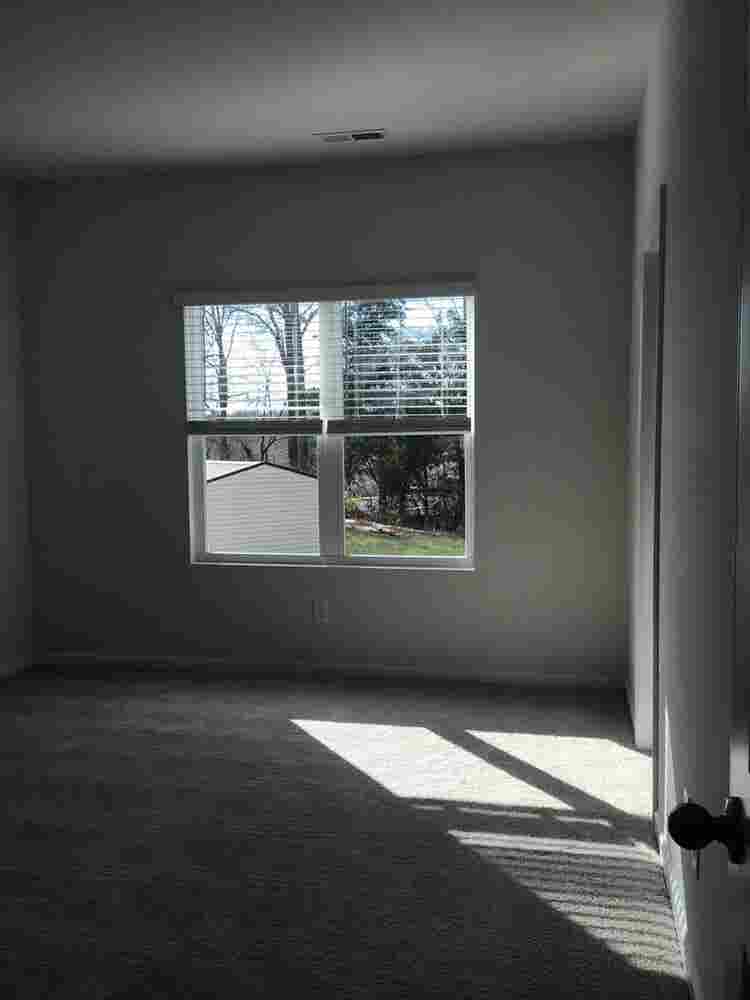 3 BR in Belmont