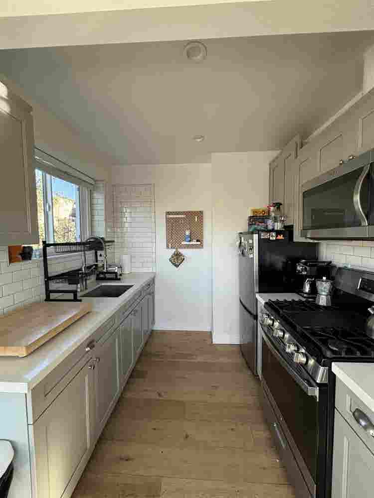 Looking for roommate!