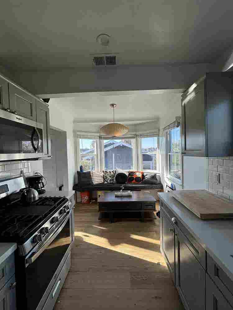 Looking for roommate!