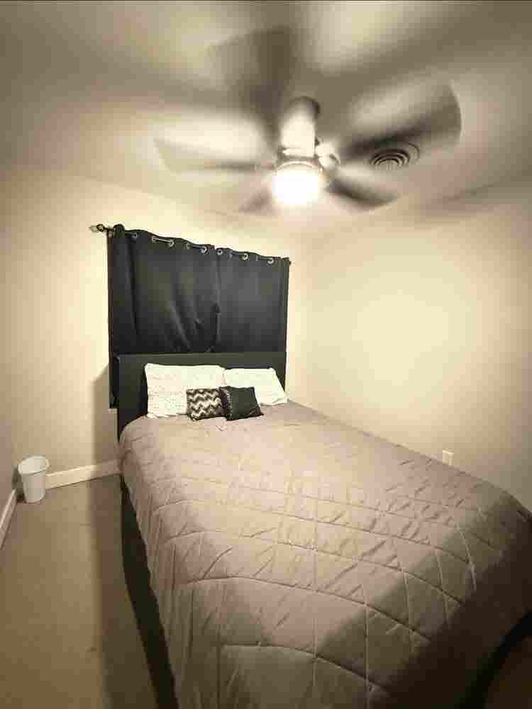 Fully Furnished Room - Florin Area