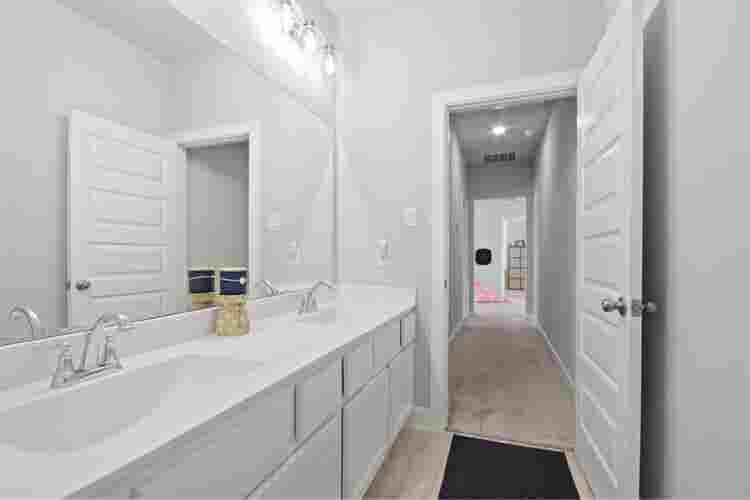 Furnished room available