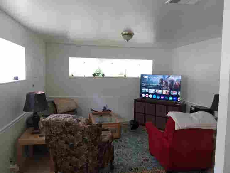 Room for rent downtown saint mary's