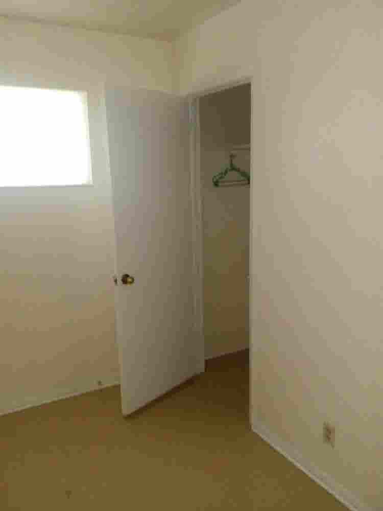 Room for rent downtown saint mary's