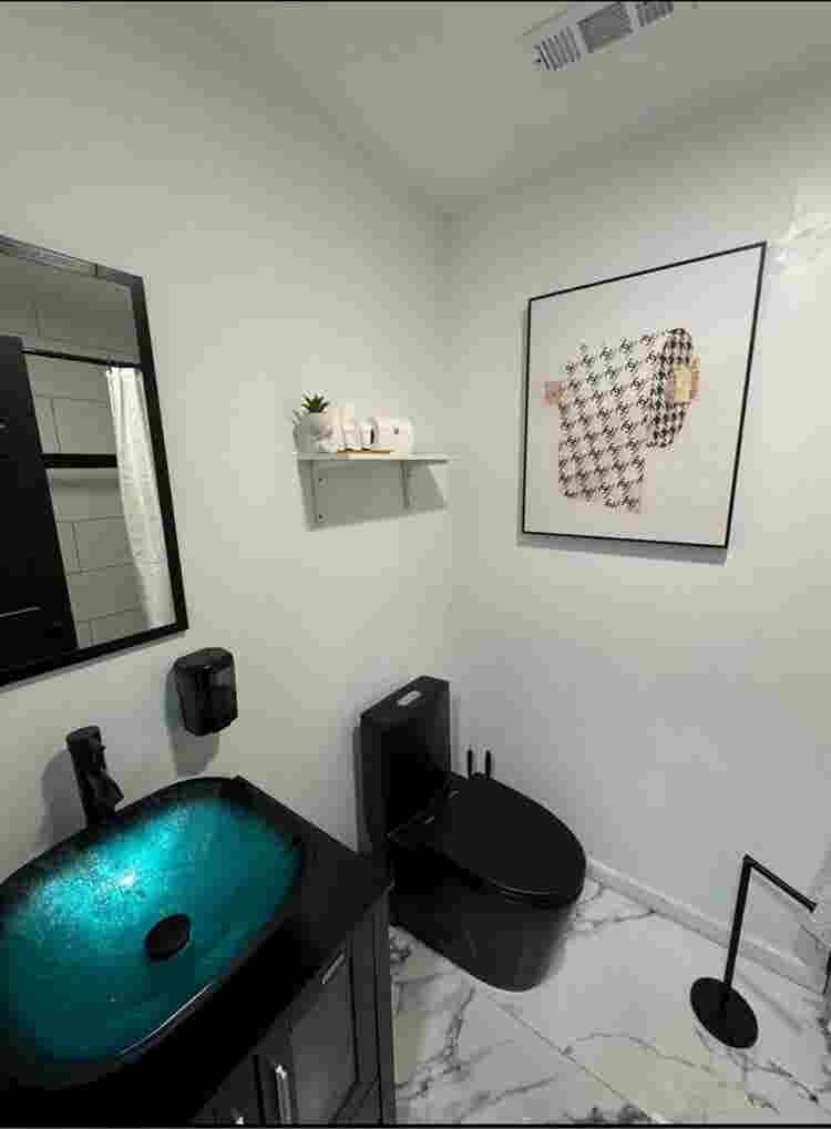 Gorgeous Room for Rent✨