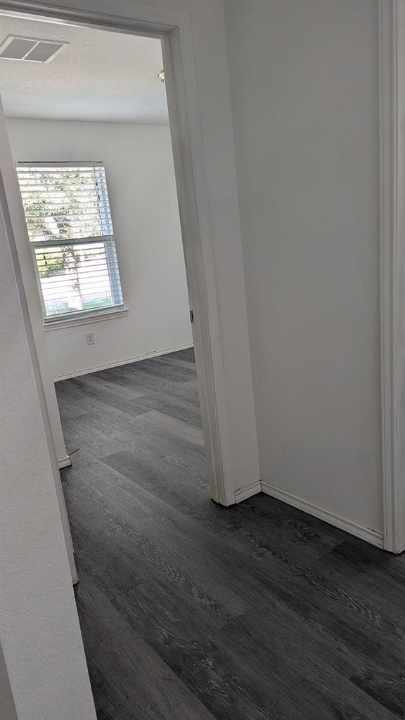 Room ready for rent