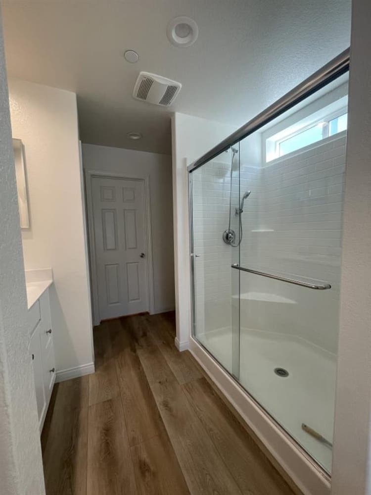 Master bedroom with own bathroom