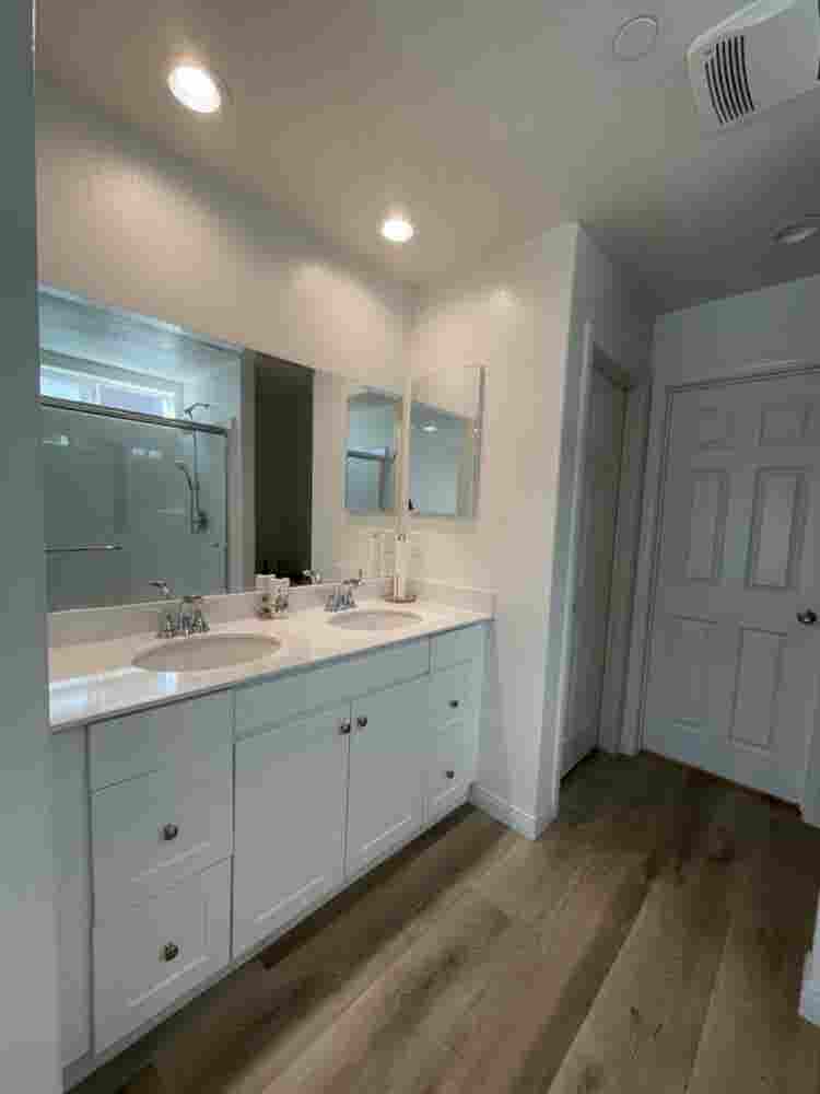 Master bedroom with own bathroom