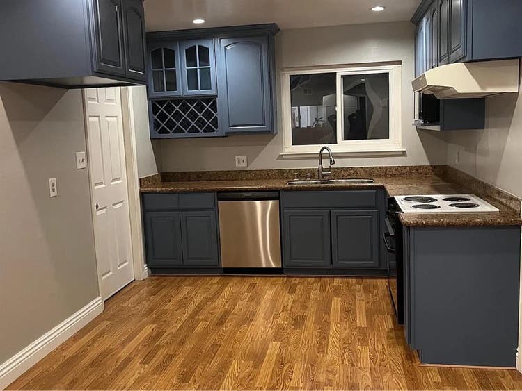Beautifully updated S/F home