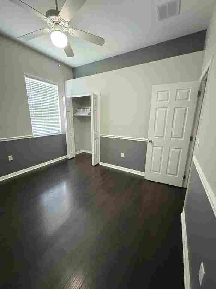 Room for rent in my home