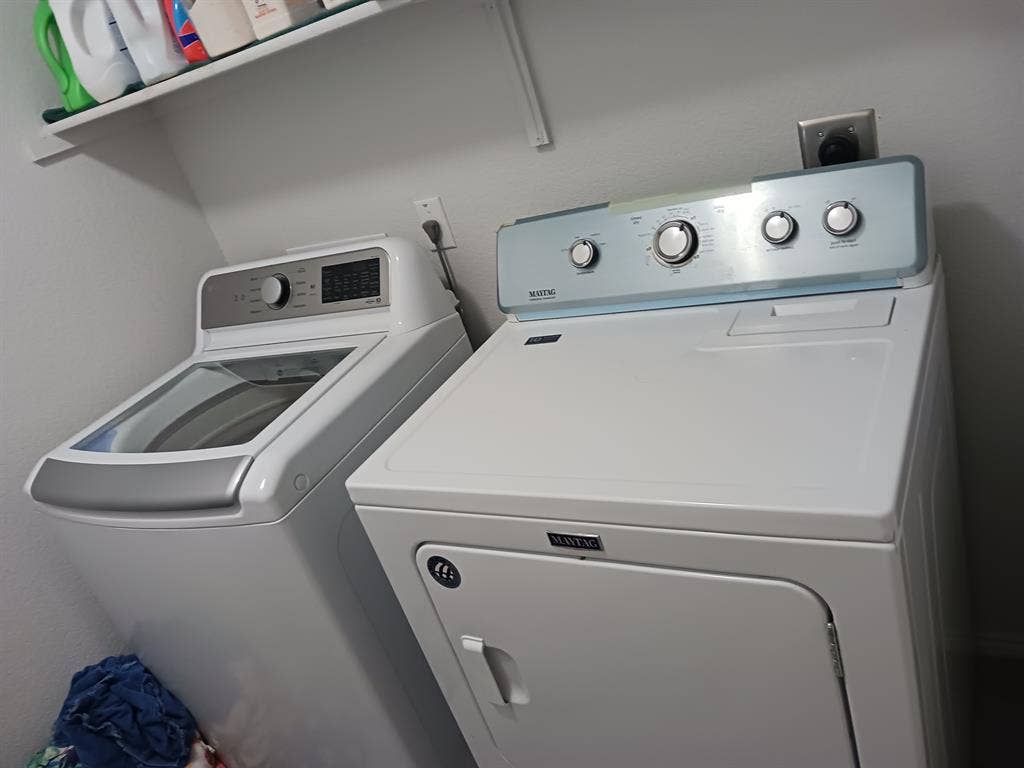 Room available in luxurious home