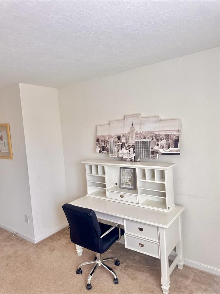 Seeking responsible female tenant